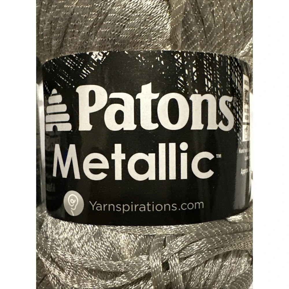 Patons Metallic Yarn PLATINUM #95043 3oz 85gr  LOT 2 Skein Gorgeous